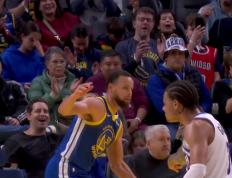 TK体育-库里在TL比赛中势不可挡，关键助攻引发热议！的简单介绍