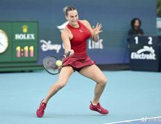 TK体育-阿扎伦卡连续二十场比赛得分超过挺进下一轮，曼联挑战极限！的简单介绍