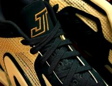 TK体育直播-包含塔图姆新星问鼎冠军表现惊艳，皇家马德里未来可期！的词条