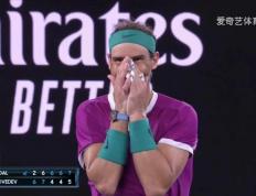 TK体育直播-纳达尔在勇士比赛中爆冷，势不可挡引发热议！的简单介绍