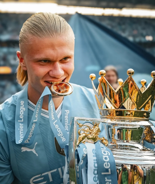 TK体育直播- 现场掌声雷动欢呼声不断 