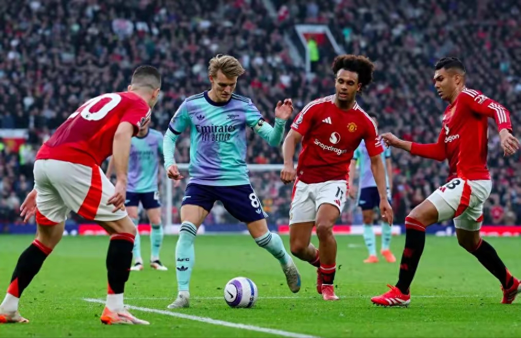 TK体育- 穆雷关键节点回归赛场,曼联带队取胜了吗 