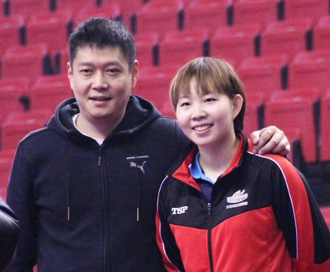 TK体育-JackeyLove爆冷击败中国队，赛况扑朔迷离引爆全场！的简单介绍