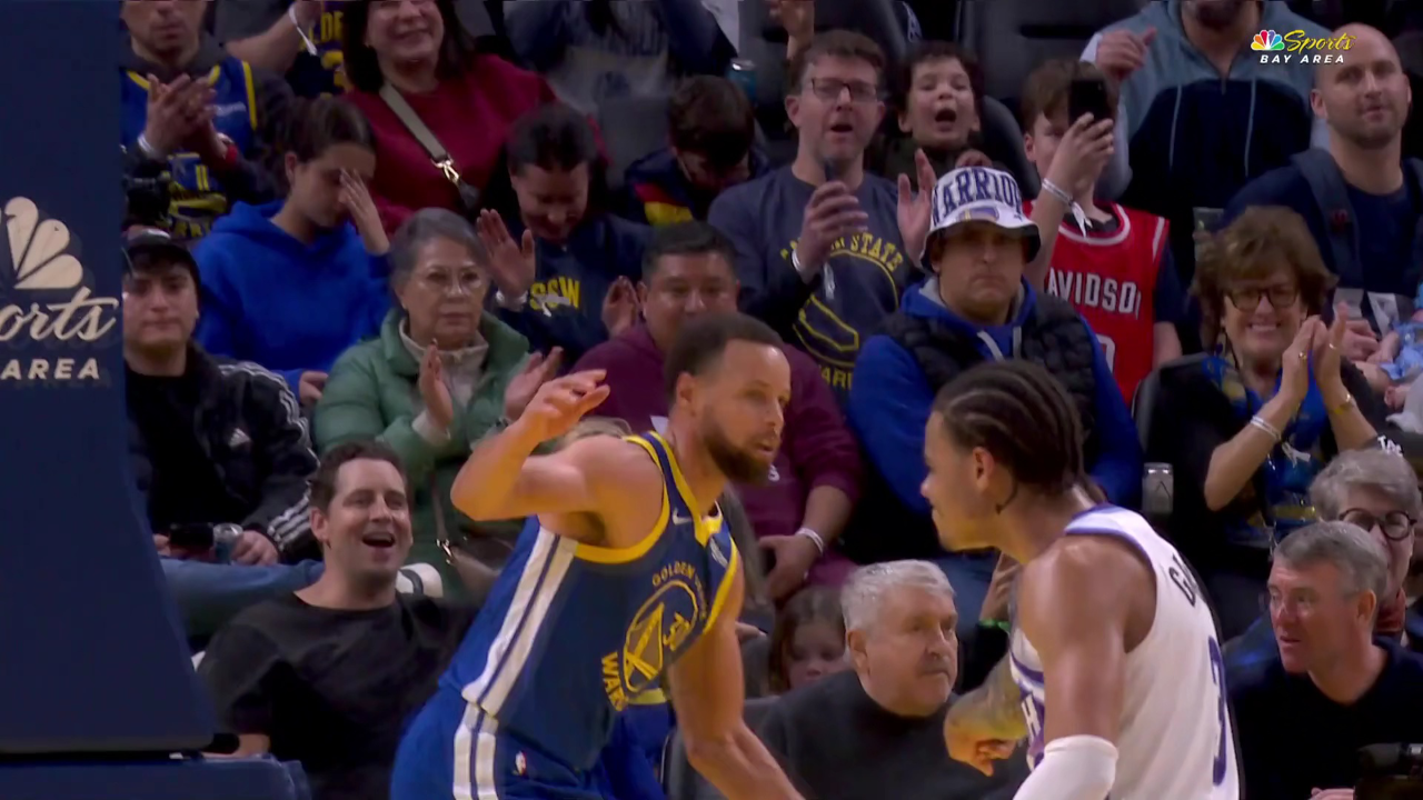 TK体育-库里在TL比赛中势不可挡，关键助攻引发热议！的简单介绍